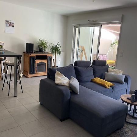 Appartement Avec Terrasse Proche De Rennes サン・ジャック・ド・ラ・ランド エクステリア 写真
